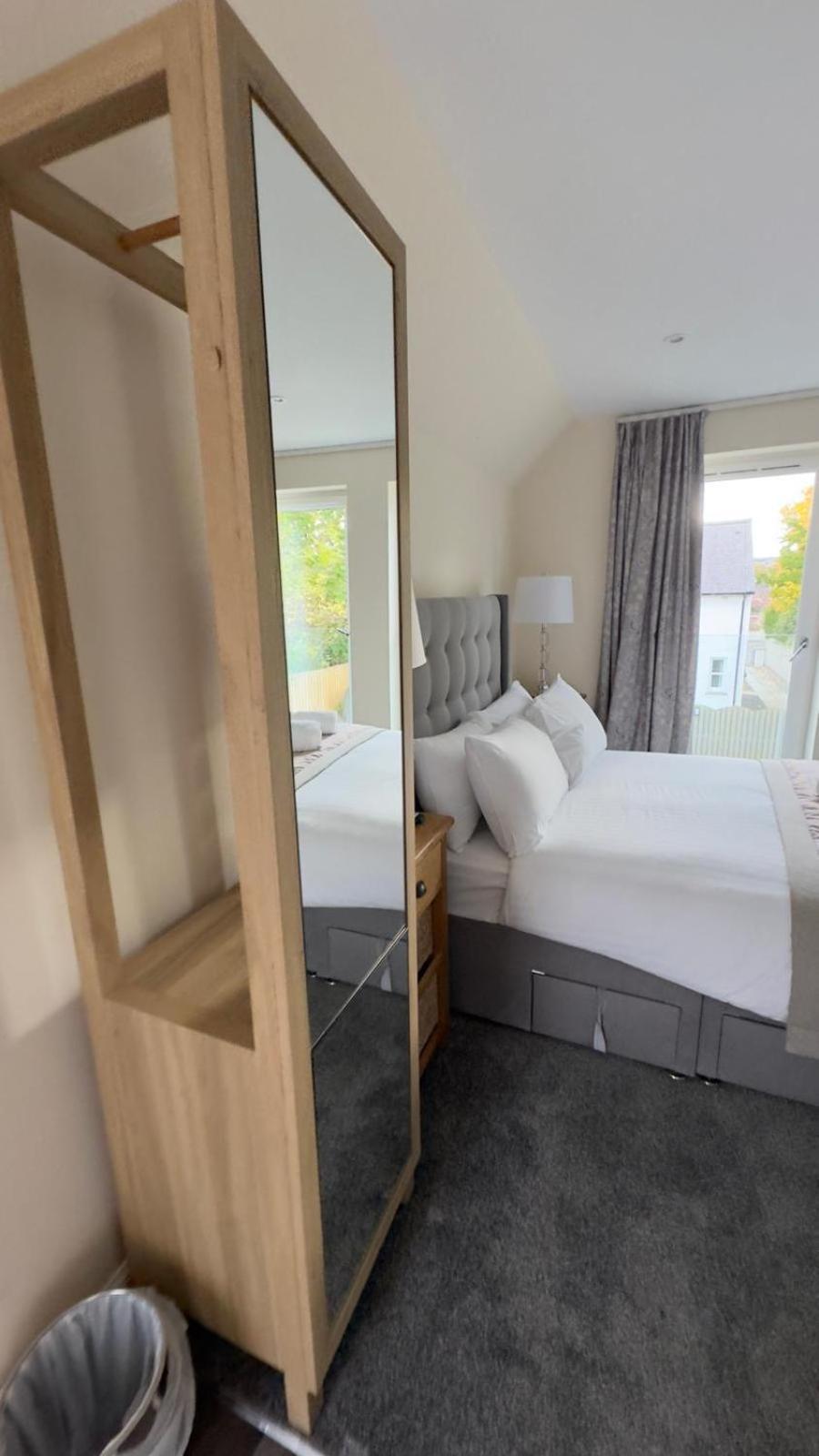 אינברנס The Waverley Inn Holiday Homes מראה חיצוני תמונה
