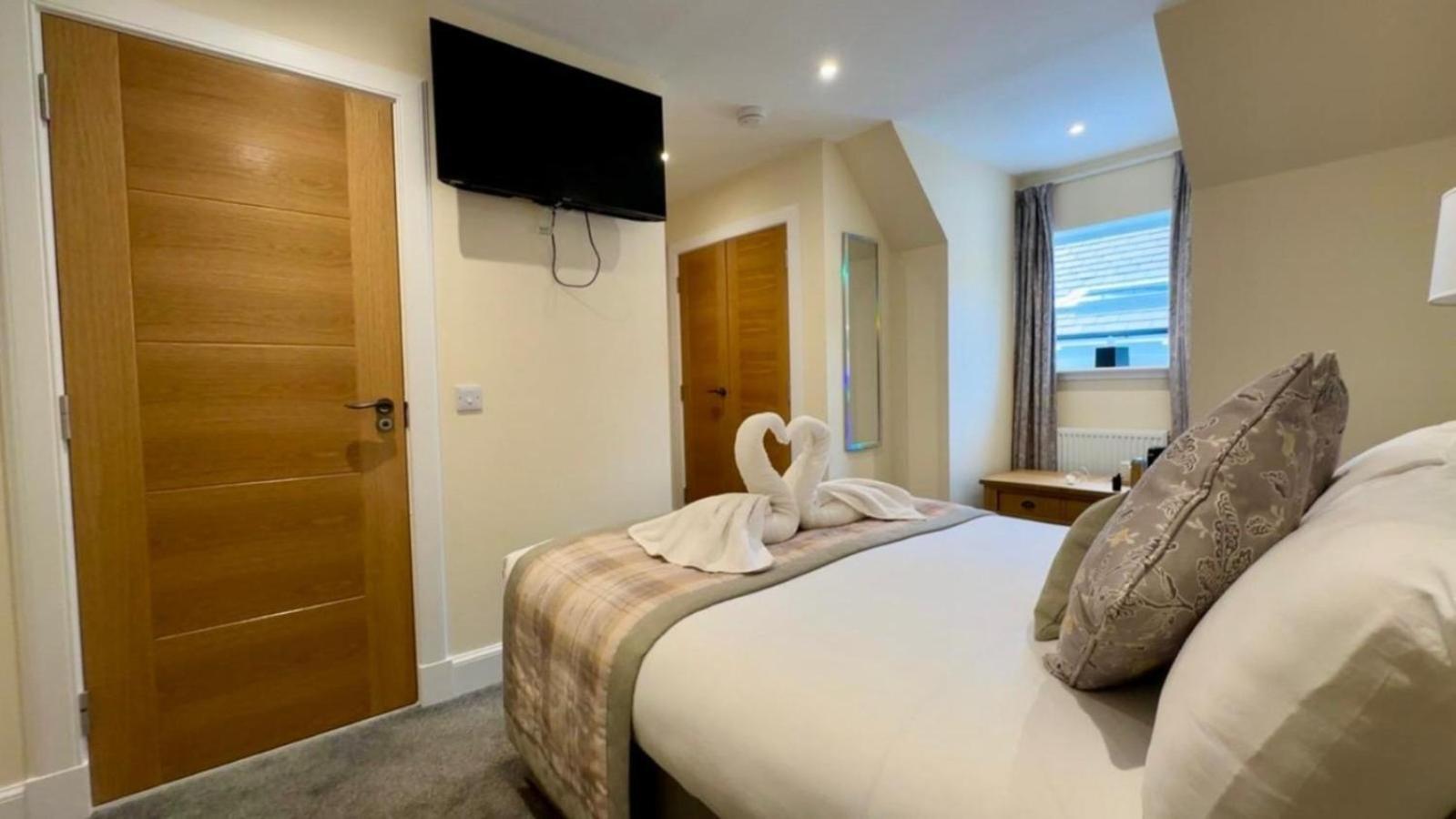 אינברנס The Waverley Inn Holiday Homes מראה חיצוני תמונה